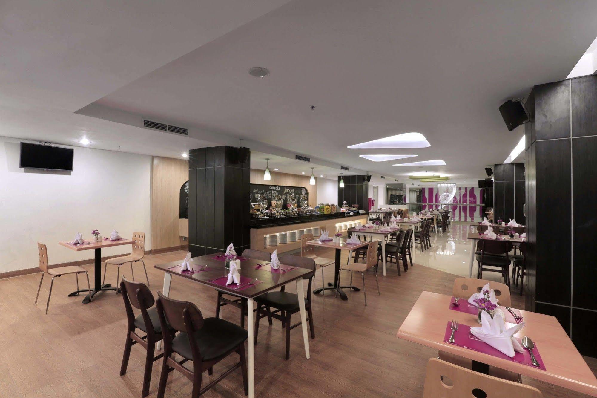 Favehotel Ahmad Yani 베카시 외부 사진